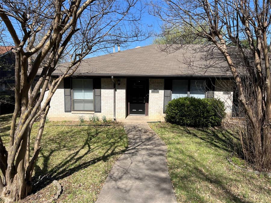 Property photo for 1506 Parkside Drive, Carrollton, TX