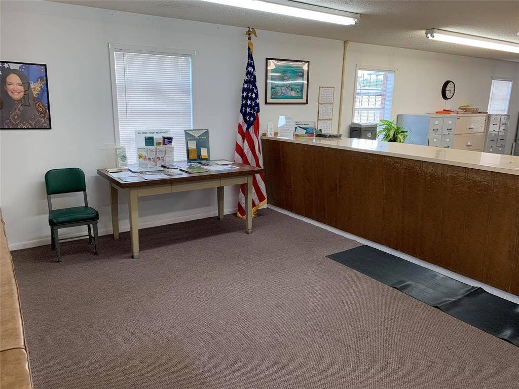 201 US Highway 175 Street W, Athens, TX 75751 201 US Highway 175 Street W, Athens, TX 75751