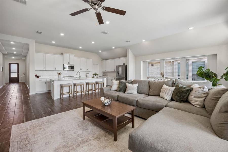 Property photo for 733 Mercy Street, Forney, TX