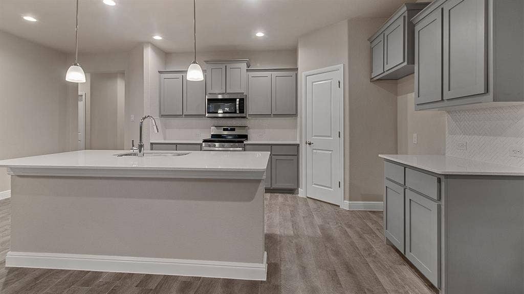 1449 CANTERBURY Trail, DeSoto, TX 75115 1449 CANTERBURY Trail, DeSoto, TX 75115