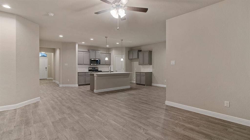 1449 CANTERBURY Trail, DeSoto, TX 75115 1449 CANTERBURY Trail, DeSoto, TX 75115