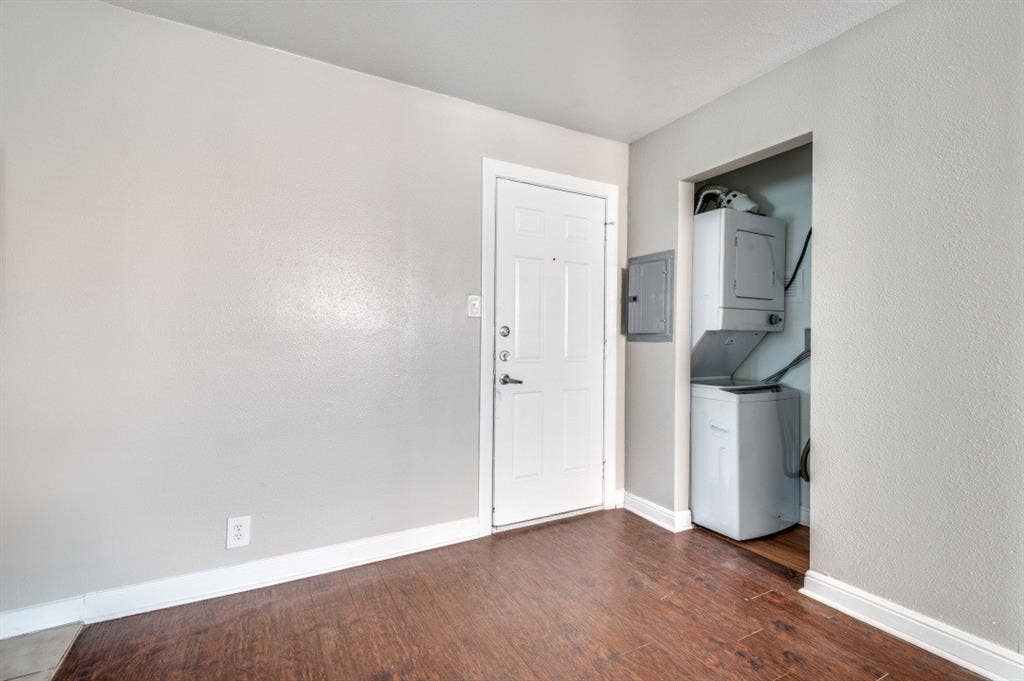 4915 Reiger Avenue, #D, Dallas, TX 75214 4915 Reiger Avenue, #D, Dallas, TX 75214