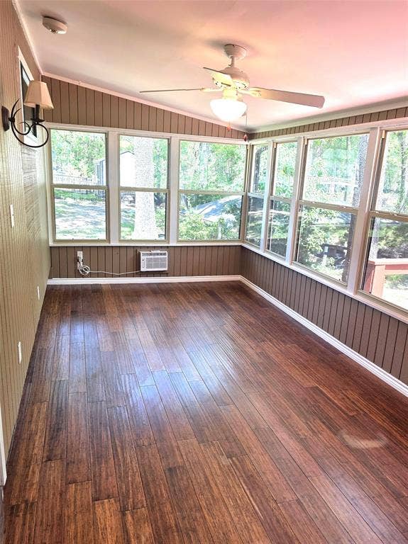 243 Shoreline Drive, Star Harbor, TX 75148 Fully enclosed and air conditioned sun room.