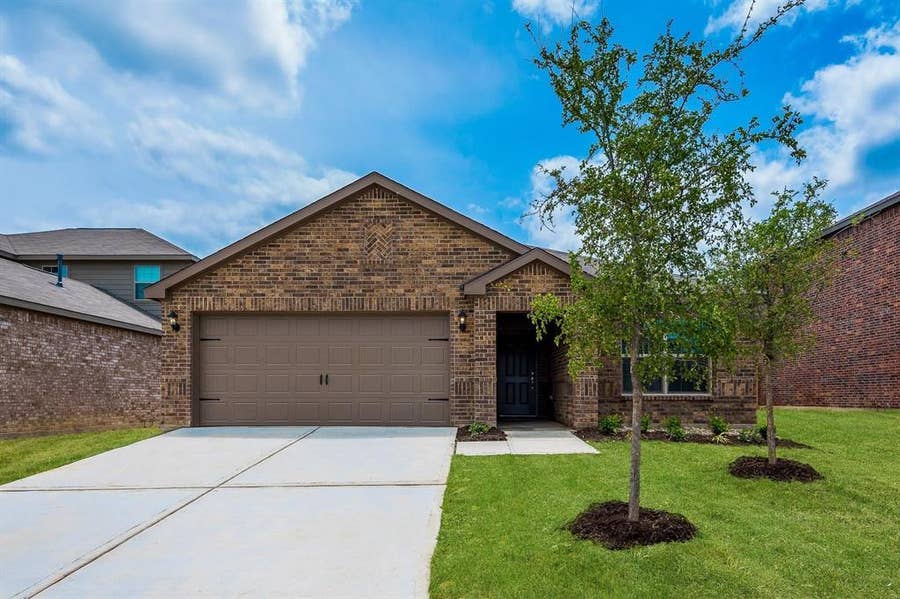 Property photo for 303 Tidwell Drive, Ferris, TX