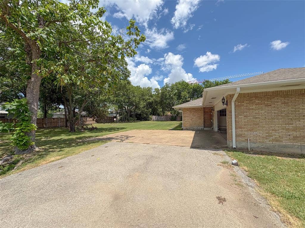 511 W Walnut Street, Celina, TX 75009