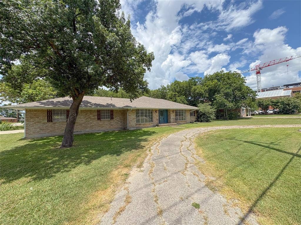 511 W Walnut Street, Celina, TX 75009