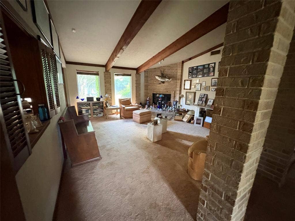 2730 Cladius Drive, Grand Prairie, TX 75052 2730 Cladius Drive, Grand Prairie, TX 75052