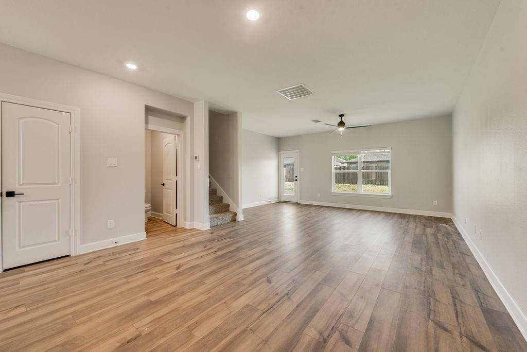 804 Calhoun Drive, Anna, TX 75409 804 Calhoun Drive, Anna, TX 75409