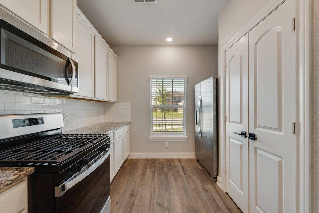 804 Calhoun Drive, Anna, TX 75409 804 Calhoun Drive, Anna, TX 75409