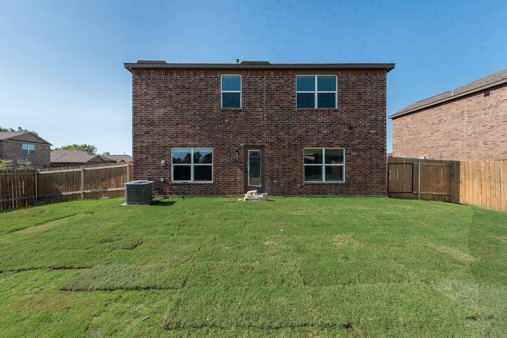 804 Calhoun Drive, Anna, TX 75409 804 Calhoun Drive, Anna, TX 75409