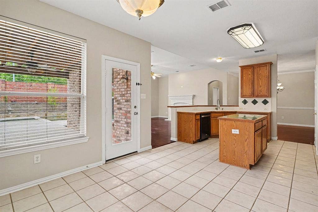 11829 Warbler Lane, Fort Worth, TX 76244 11829 Warbler Lane, Fort Worth, TX 76244