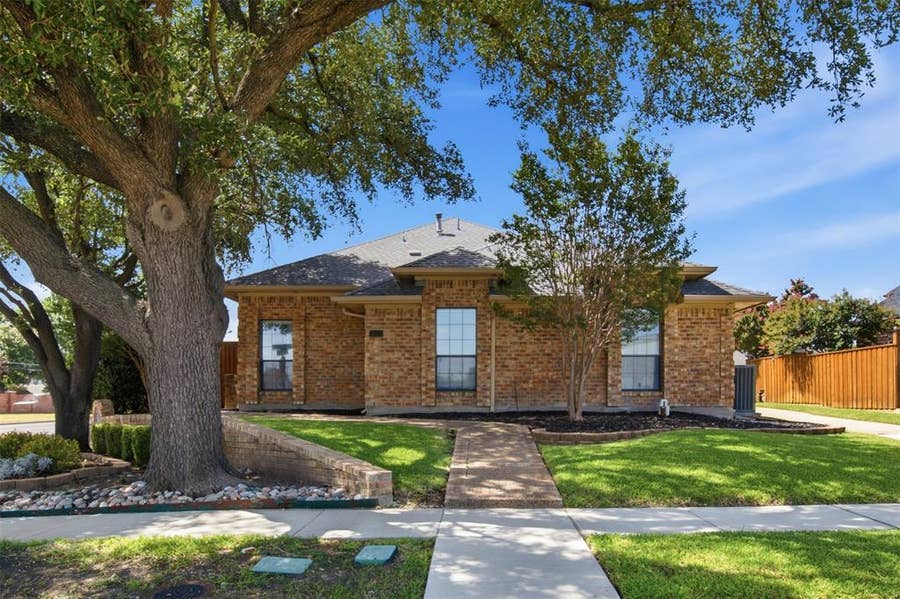 Property photo for 3000 Crickett Drive, Plano, TX