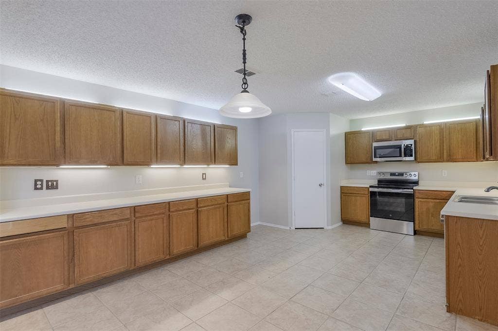 5525 Ventura Street, Fort Worth, TX 76244 5525 Ventura Street, Fort Worth, TX 76244