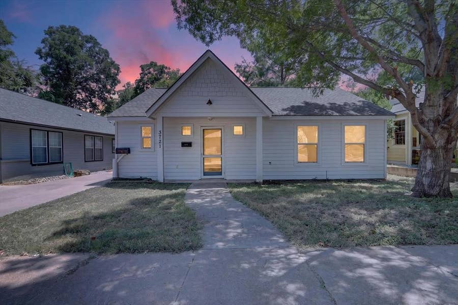 Property photo for 3721 El Campo Avenue, Fort Worth, TX