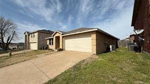 Property photo for 603 Ambarella Street, Arlington, TX