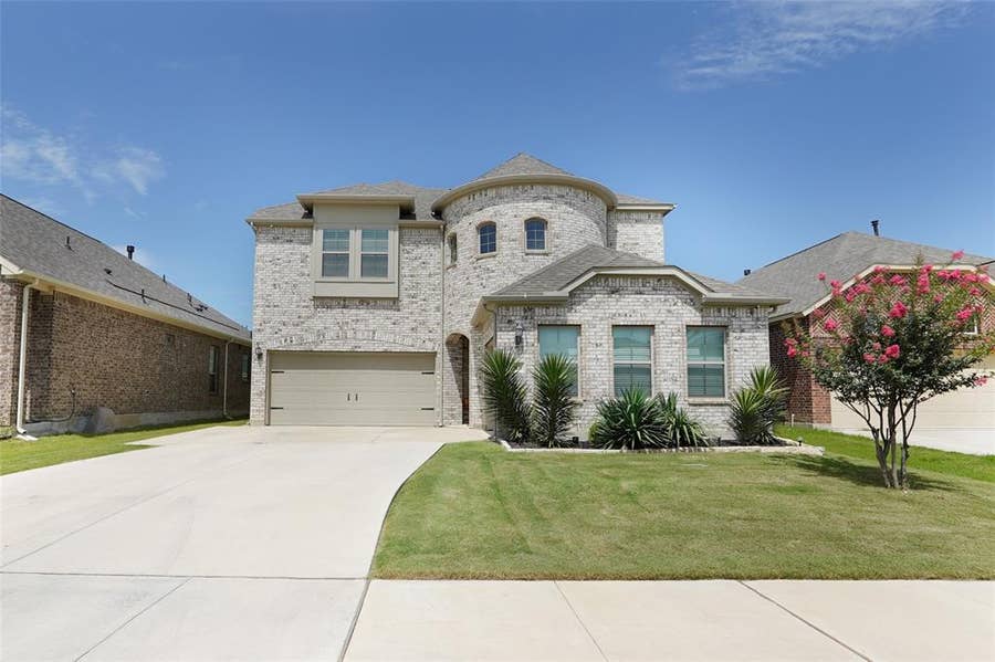 Property photo for 9320 Meadowpark Drive, Denton, TX