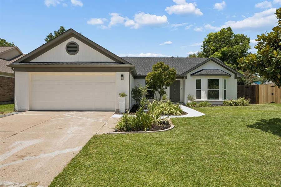 Property photo for 7805 Estates Way, Rowlett, TX