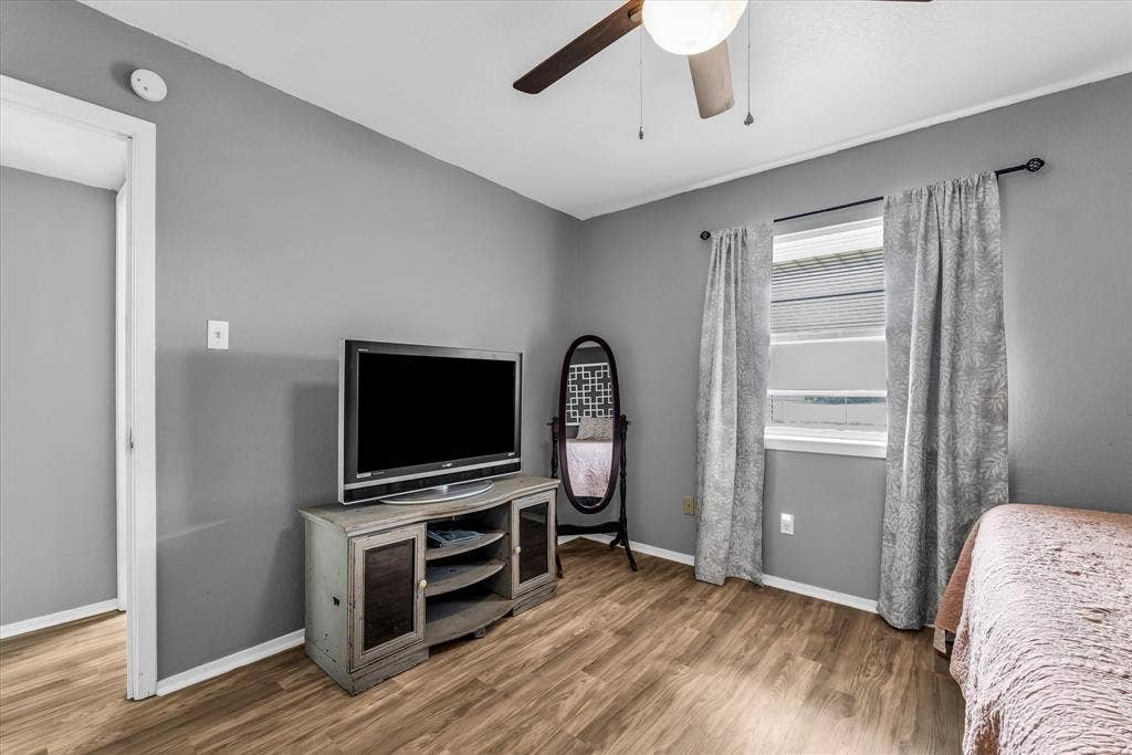1013 S Madison Street, McGregor, TX 76657 1013 S Madison Street, McGregor, TX 76657