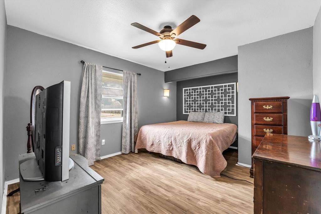 1013 S Madison Street, McGregor, TX 76657 1013 S Madison Street, McGregor, TX 76657