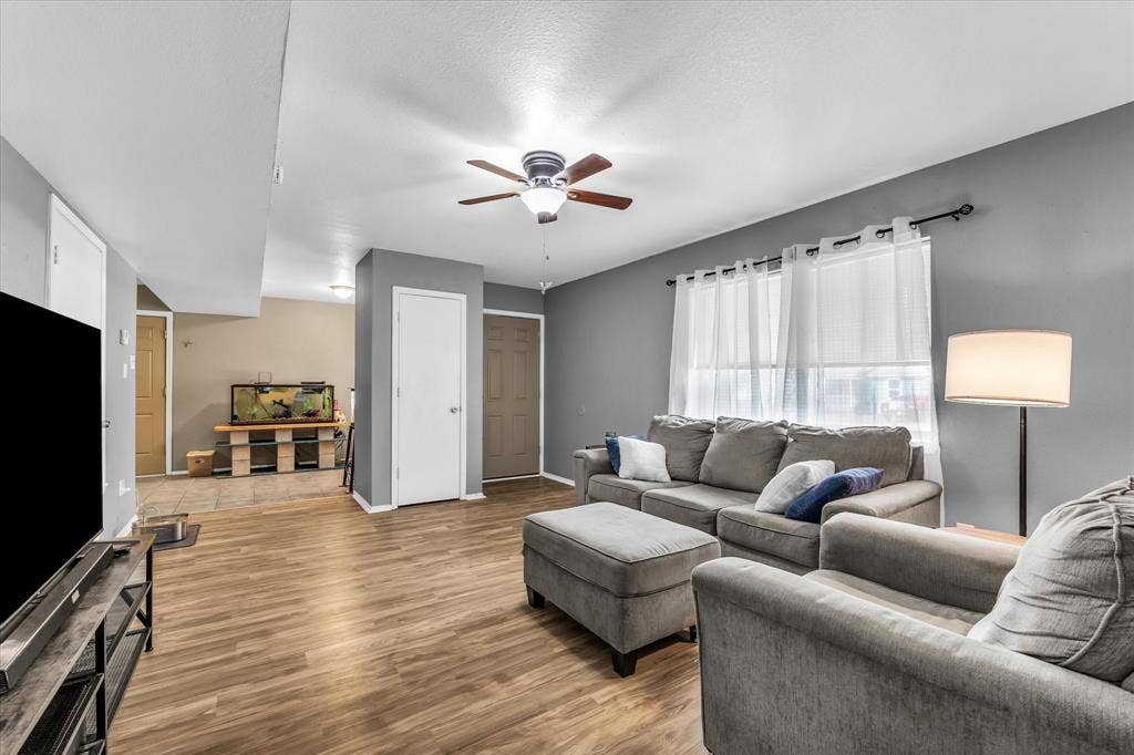 1013 S Madison Street, McGregor, TX 76657 1013 S Madison Street, McGregor, TX 76657