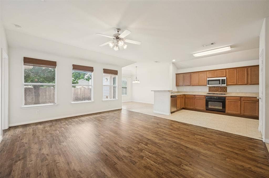 5005 Ridge Run Drive, McKinney, TX 75071 Open Living/Kitchen/Breakfast Room
