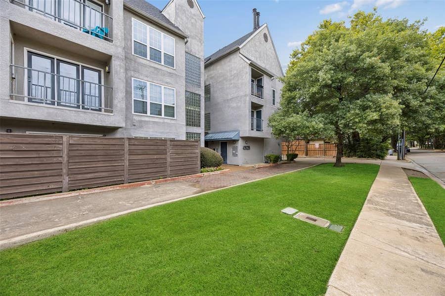 Property photo for 4303 Buena Vista Street, #306, Dallas, TX