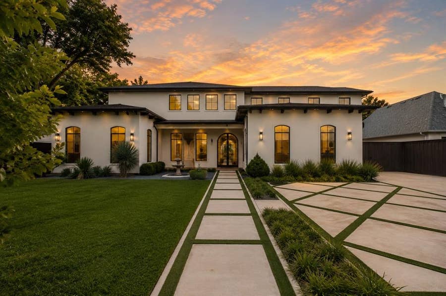Property photo for 5949 Northaven Road, Dallas, TX