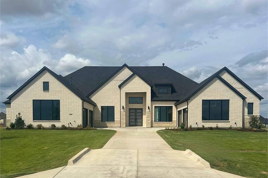 Property photo for 609 Bridgeway Lane, McLendon Chisholm, TX