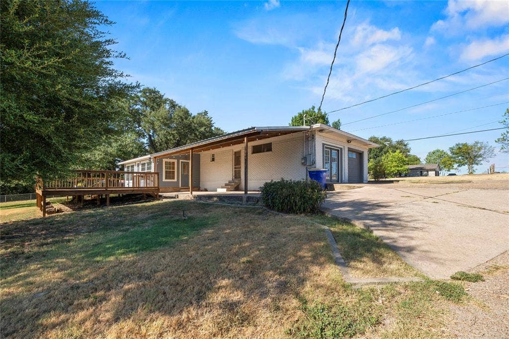 1305 S Old Temple Road, Lorena, TX 76655 1305 S Old Temple Road, Lorena, TX 76655