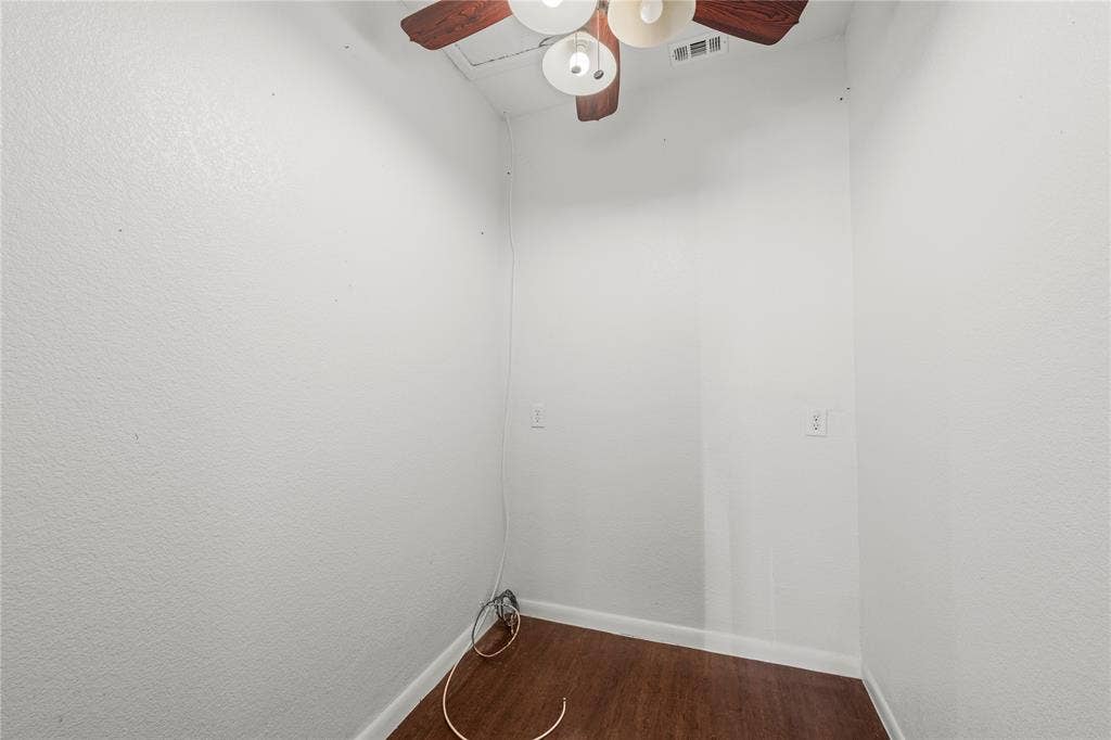 1305 S Old Temple Road, Lorena, TX 76655 1305 S Old Temple Road, Lorena, TX 76655