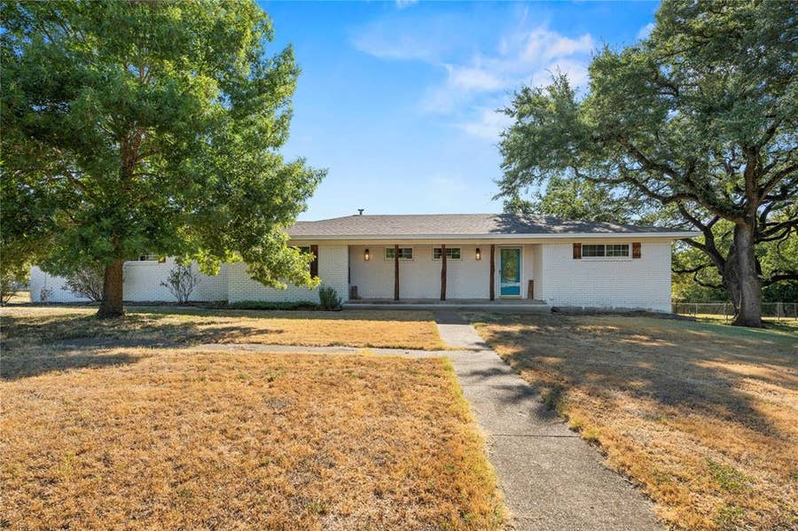 Property photo for 1305 S Old Temple Road, Lorena, TX