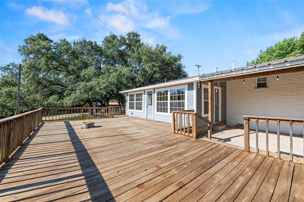 1305 S Old Temple Road, Lorena, TX 76655 1305 S Old Temple Road, Lorena, TX 76655