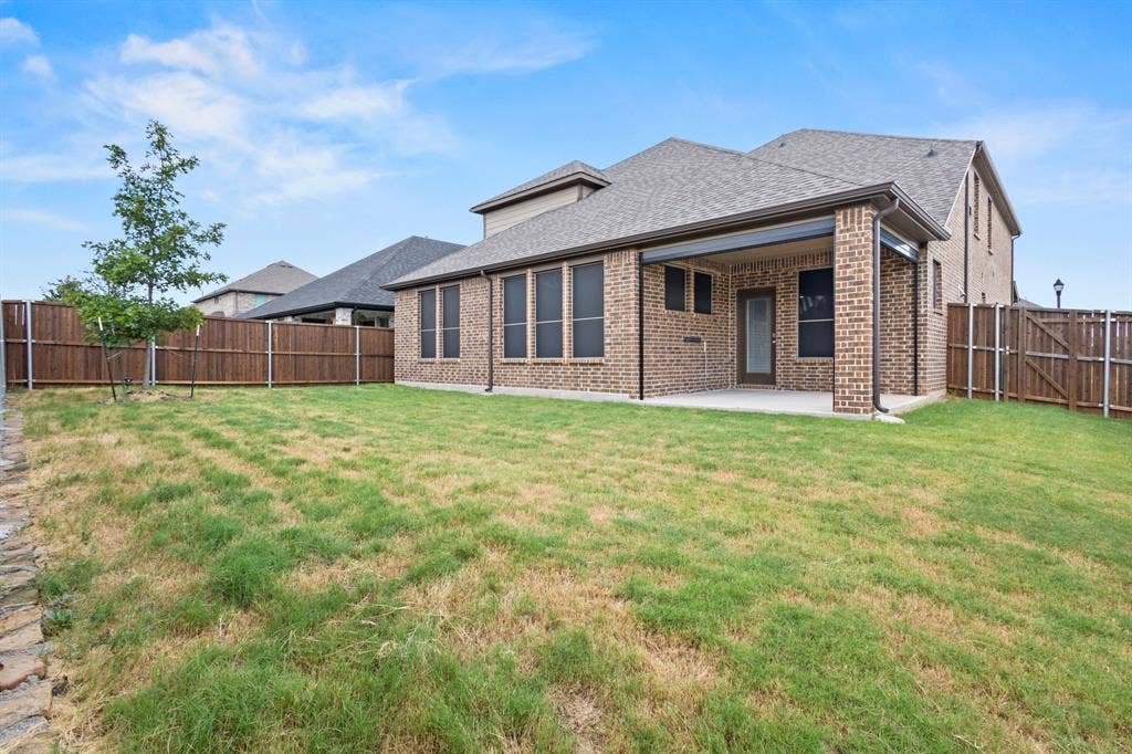 652 Congressional Avenue, Red Oak, TX 75154 652 Congressional Avenue, Red Oak, TX 75154
