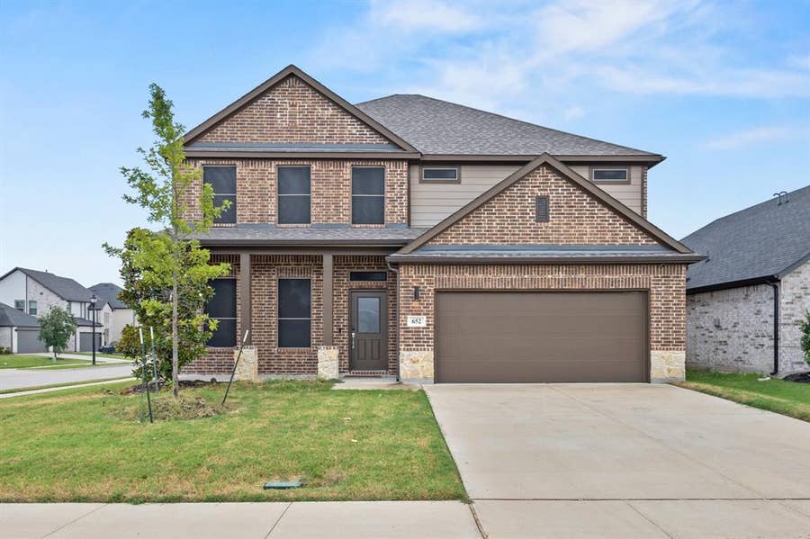 Property photo for 652 Congressional Avenue, Red Oak, TX