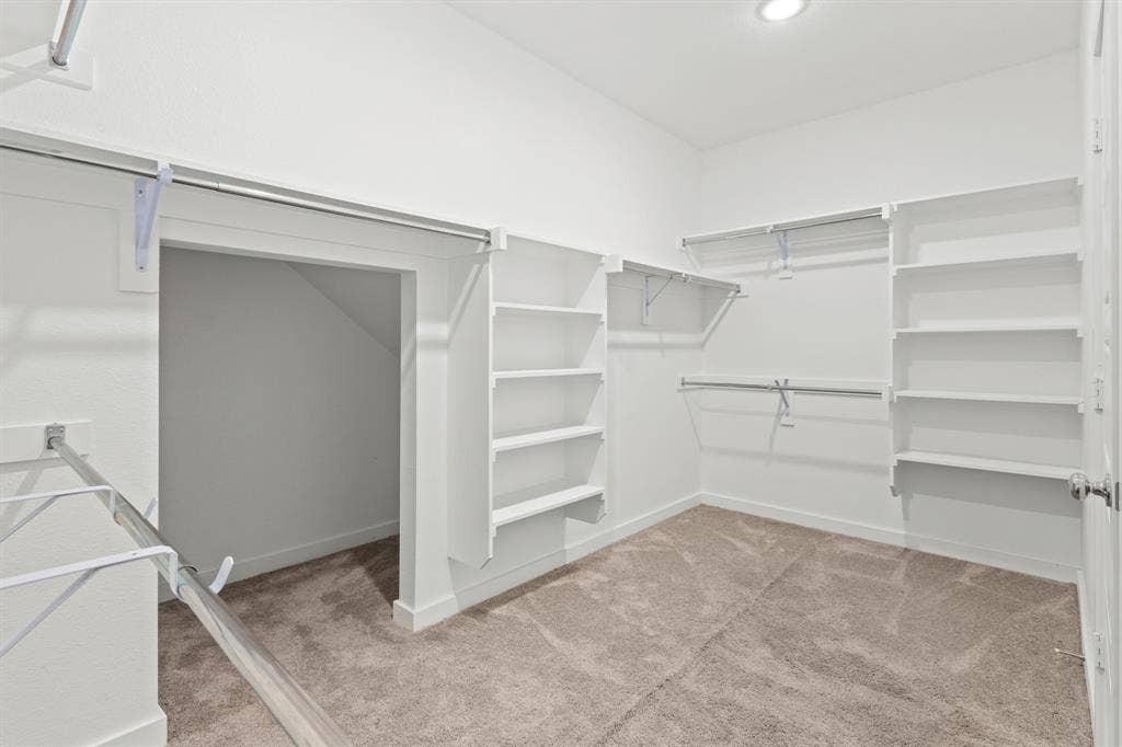 652 Congressional Avenue, Red Oak, TX 75154 652 Congressional Avenue, Red Oak, TX 75154