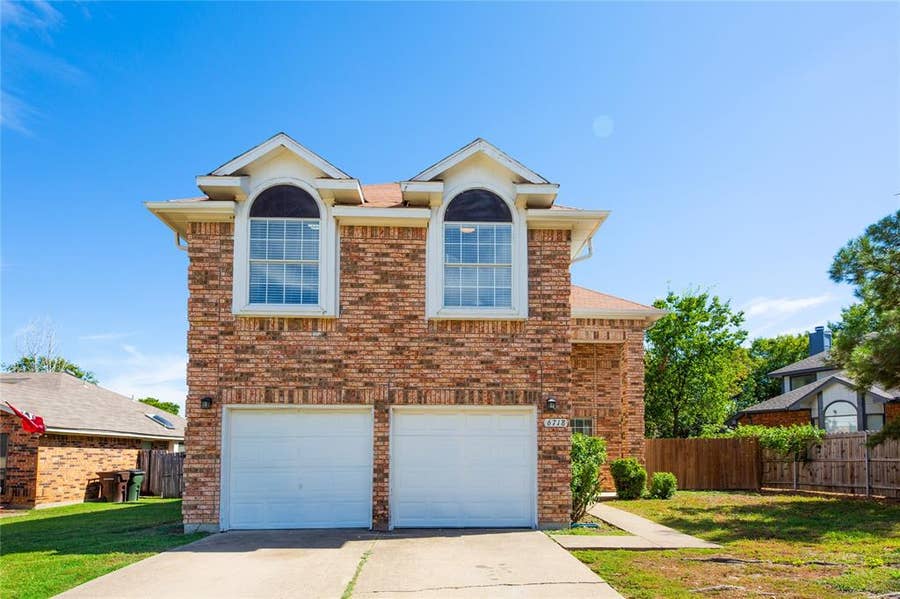 Property photo for 6718 Scarlet Drive, Plano, TX