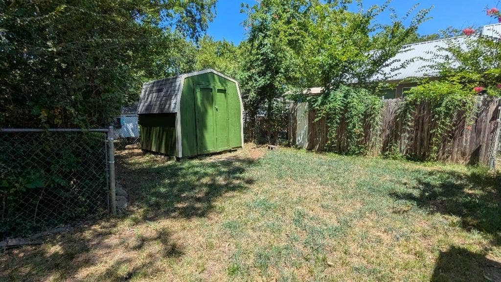 107 Brown Street, Mansfield, TX 76063 107 Brown Street, Mansfield, TX 76063