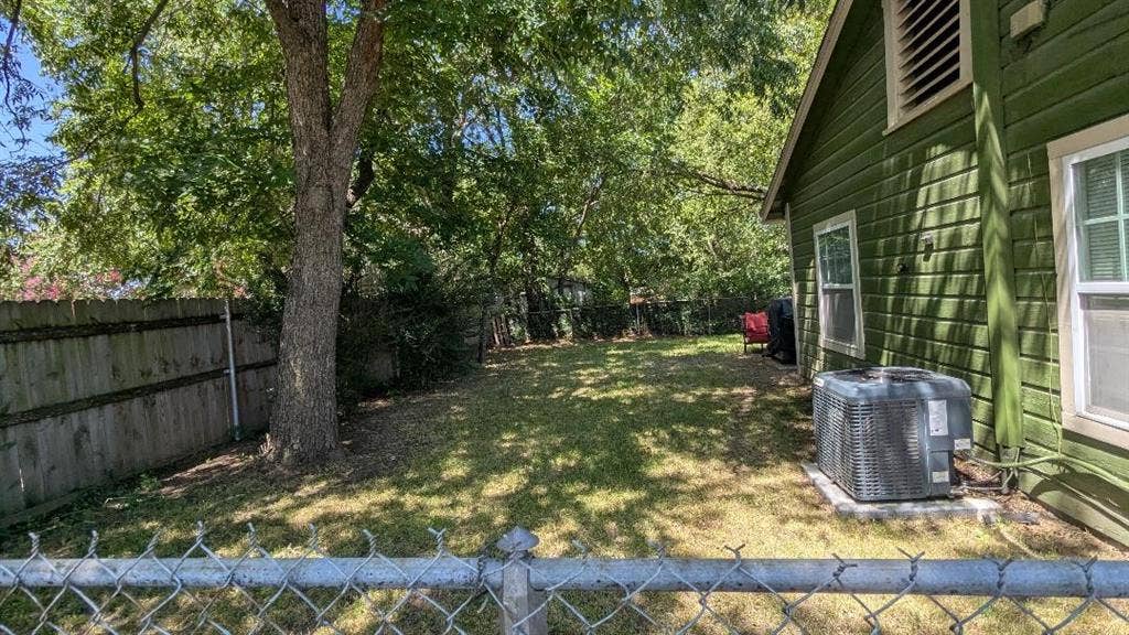 107 Brown Street, Mansfield, TX 76063 107 Brown Street, Mansfield, TX 76063