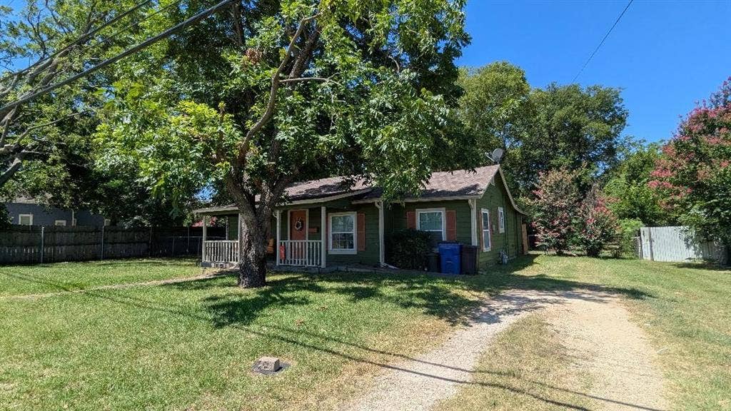107 Brown Street, Mansfield, TX 76063 107 Brown Street, Mansfield, TX 76063