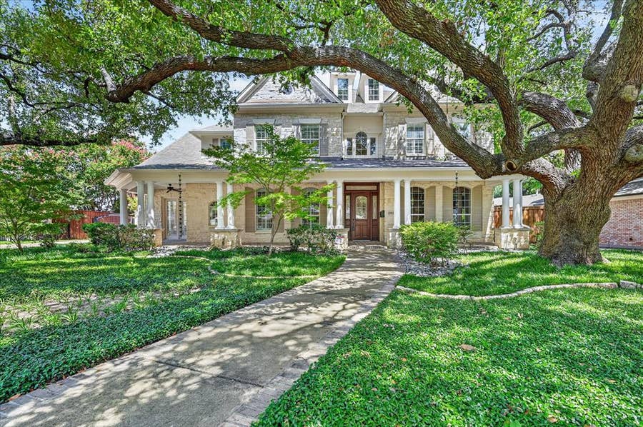 Property photo for 12034 Drujon Lane, Dallas, TX