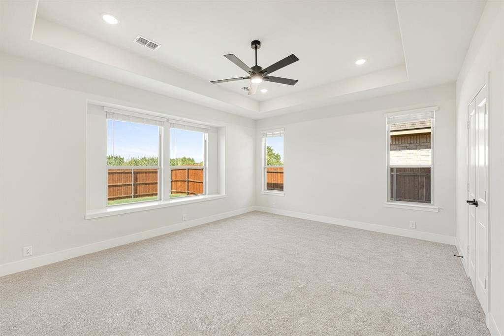 1213 Summer Grove Drive, Midlothian, TX 76065