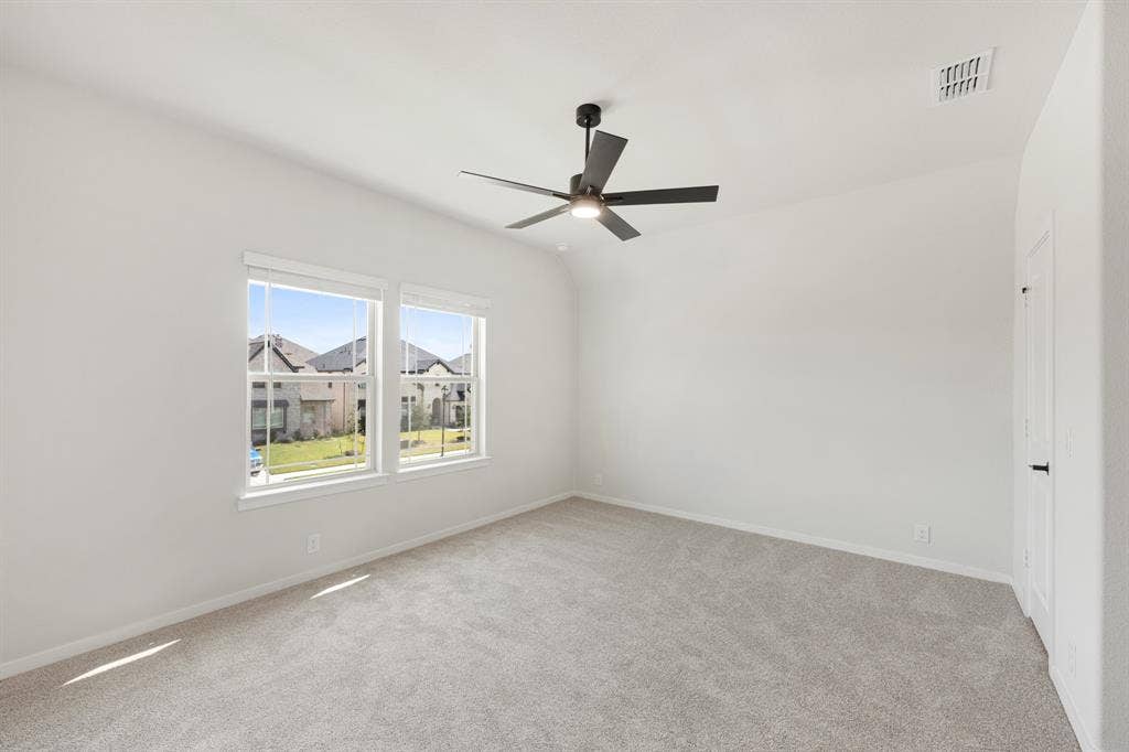 1213 Summer Grove Drive, Midlothian, TX 76065