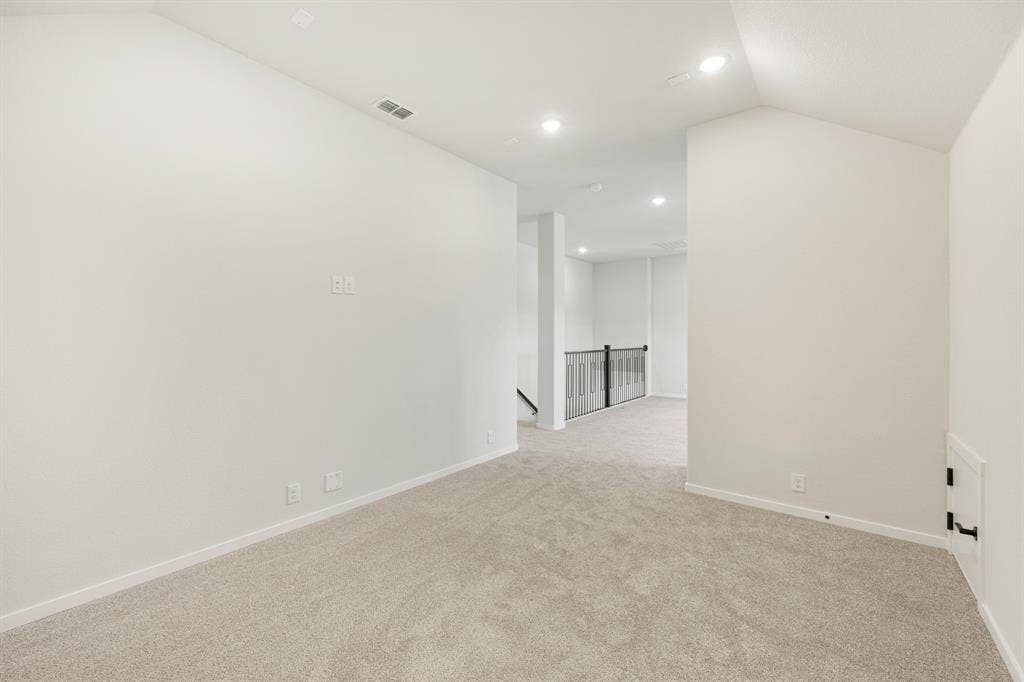 1213 Summer Grove Drive, Midlothian, TX 76065