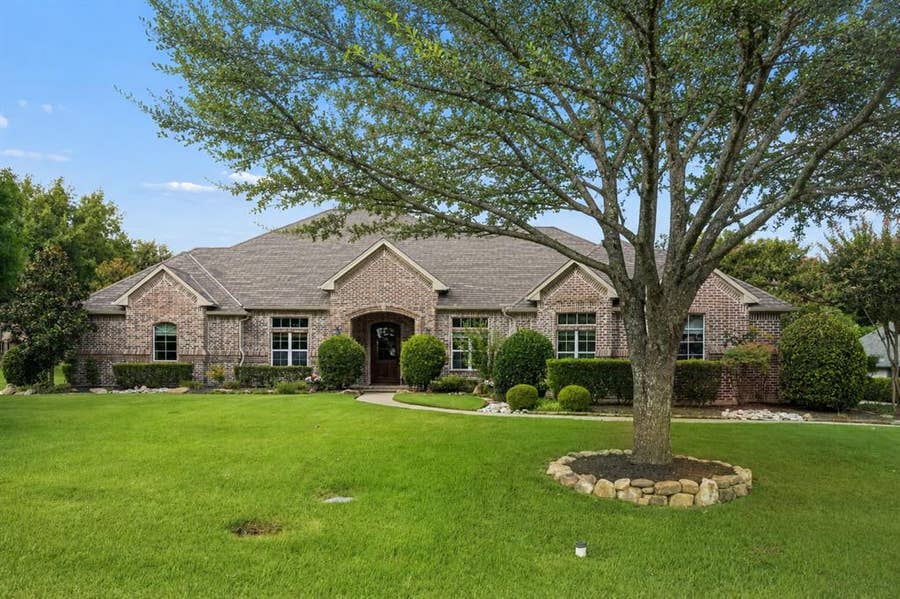 Property photo for 79 Seis Lagos Trail, Lucas, TX