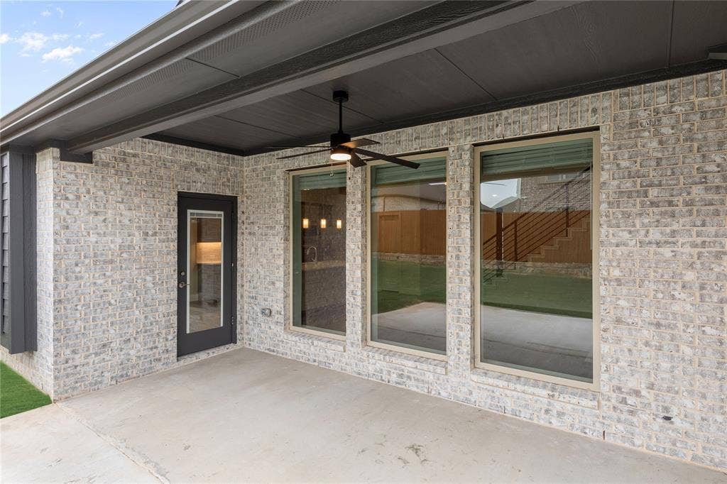 4017 Foot Hills Drive, Midlothian, TX 76065 4017 Foot Hills Drive, Midlothian, TX 76065