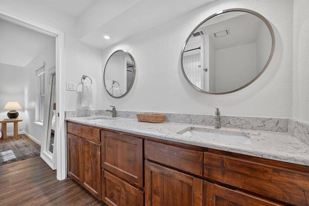 2511 Poppy Lane, Euless, TX 76039 2511 Poppy Lane, Euless, TX 76039