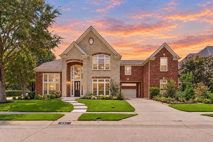 Property photo for 801 Glendevon Drive, McKinney, TX