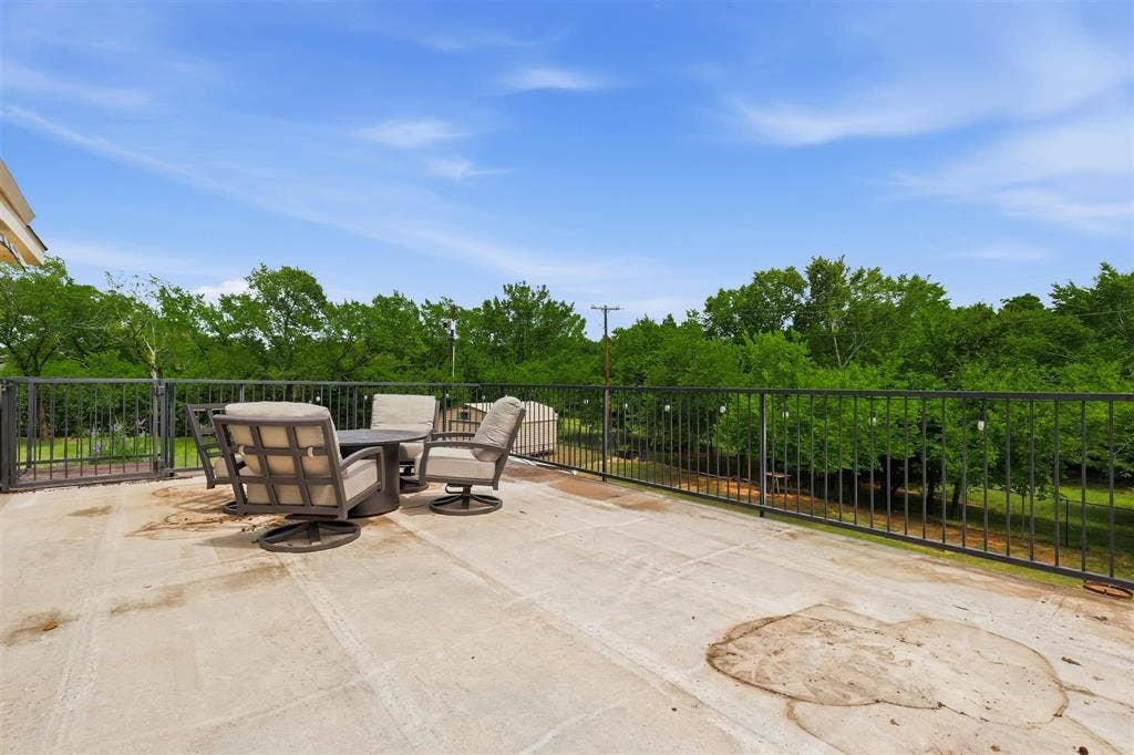 119 Dogwood Trail, Shady Shores, TX 76208 Upstairs Deck