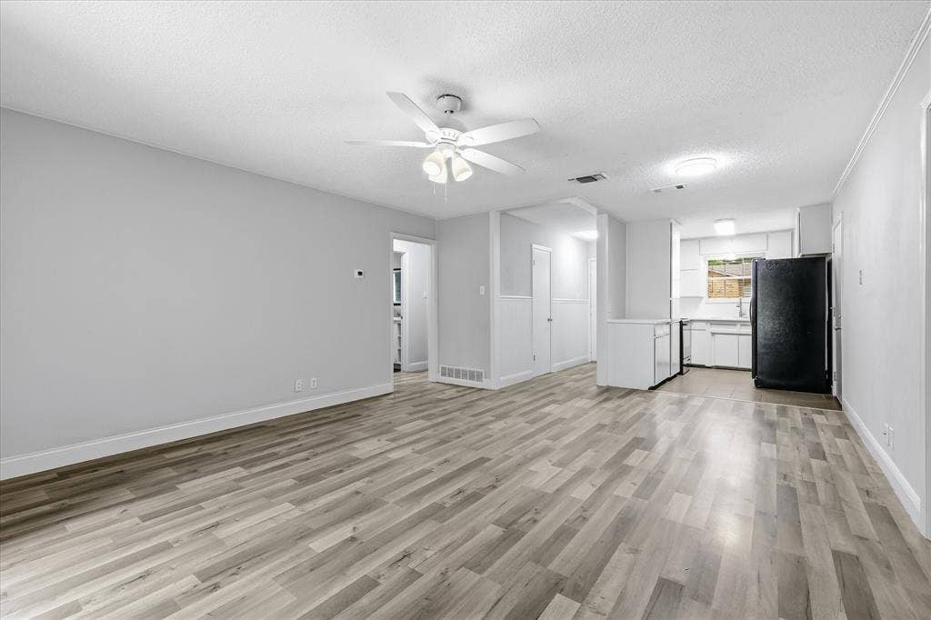 6540 Bernadine Drive, Watauga, TX 76148 6540 Bernadine Drive, Watauga, TX 76148