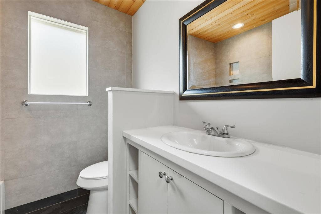 6540 Bernadine Drive, Watauga, TX 76148 6540 Bernadine Drive, Watauga, TX 76148